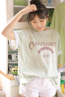 大乳女做爰中文字幕